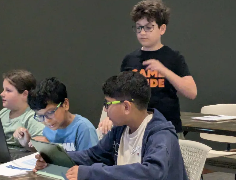 Pybricks Club Outreach Photo 1